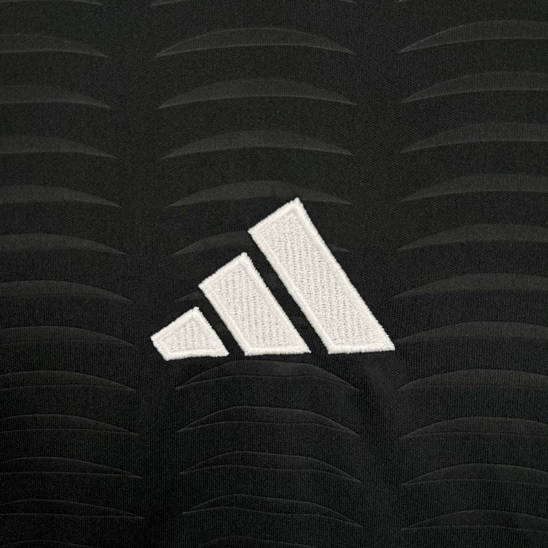 Colo-Colo Away 25/26